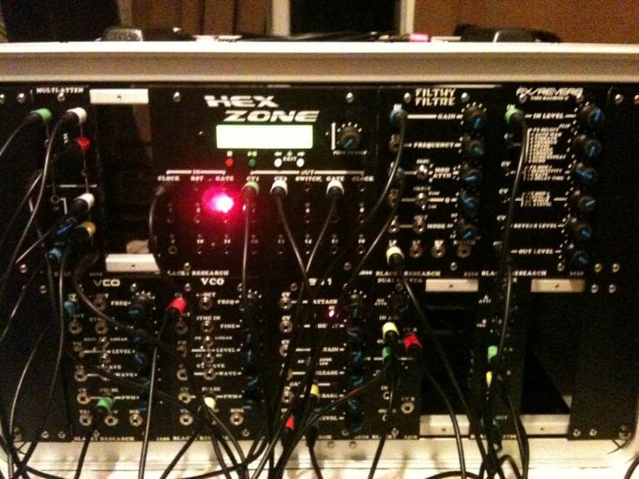 Traditional analogue synthesis systems (Tom Webster and Peter Foreman)