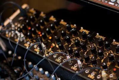 Percussion and distortion modules – talk and workshop in December