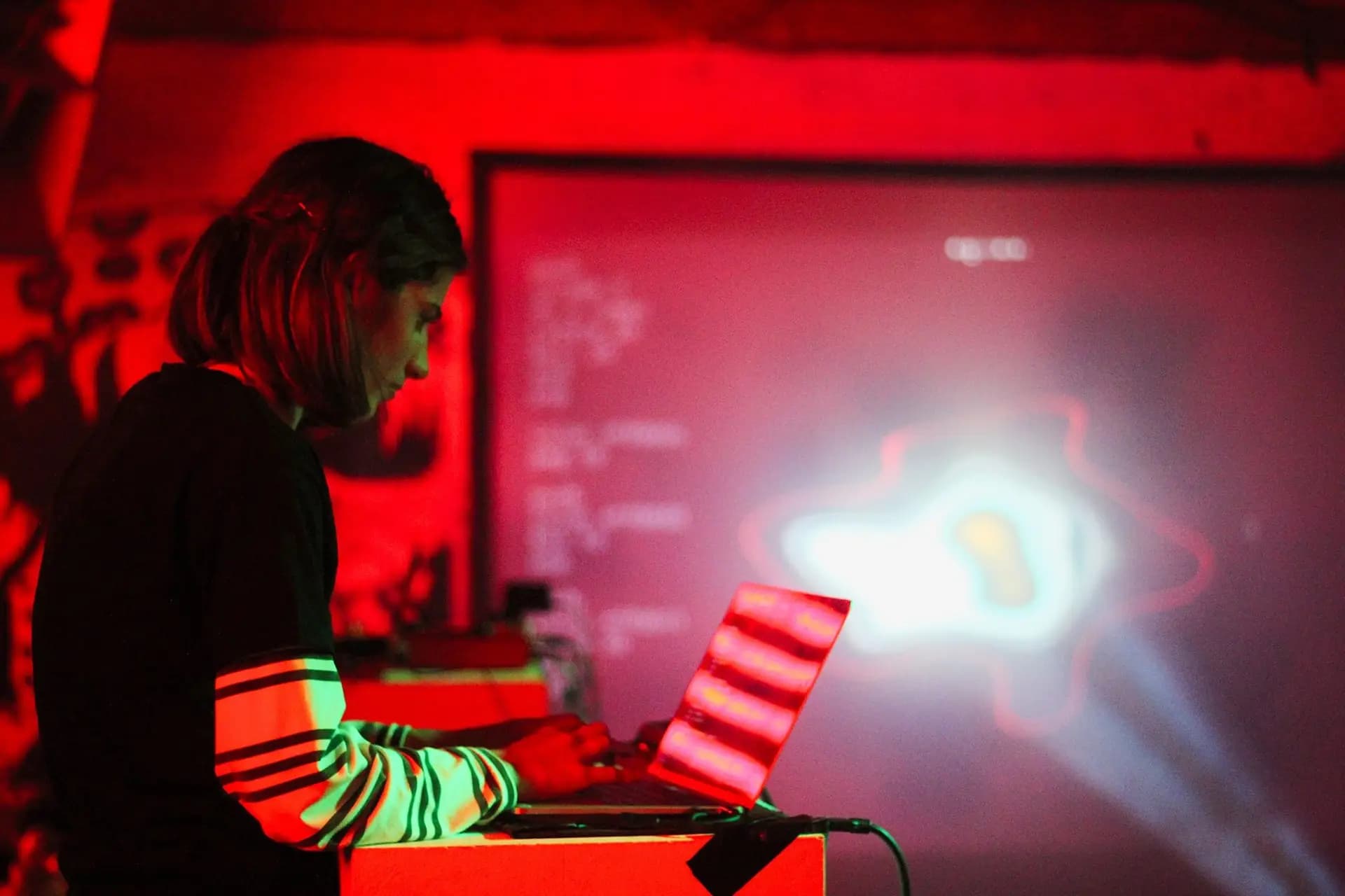 Live coding – an interview with Lizzie Wilson (Digital Selves)